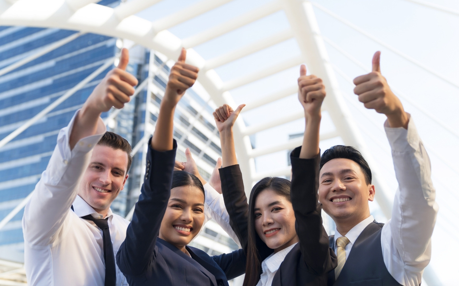 Como Eliminar Pilhas de Currículos: Recrutamento Inteligente com IA